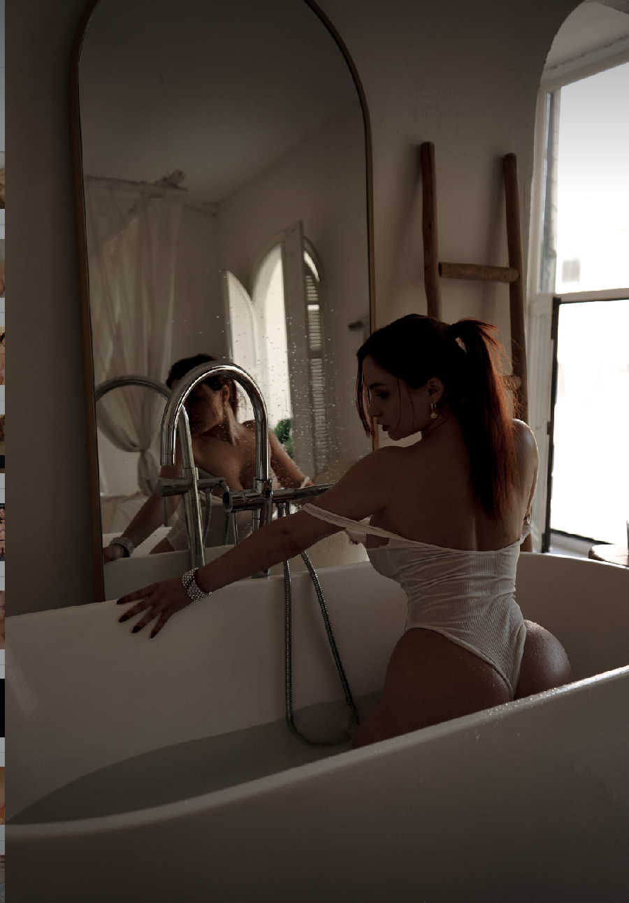 A playful frame from Miranda Faith nude — online in Luanda