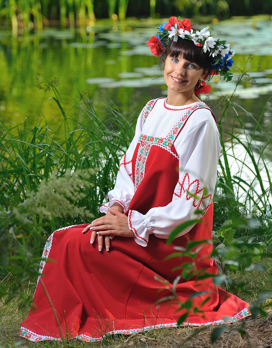 Beautiful girl Girls in Slavic costumes in Luanda